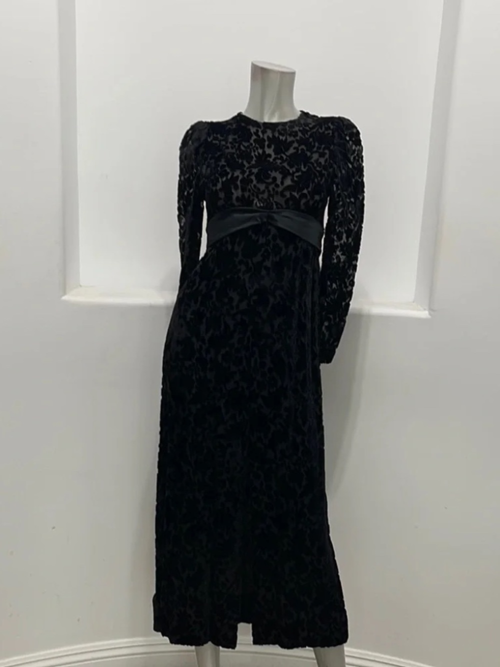 Vintage Union Made Black Velvet Burnout Long Sleeve Cocktail Midi Dress